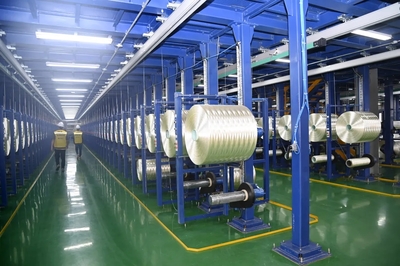 全市二季度重大产业项目观摩暨经济运行分析会举行